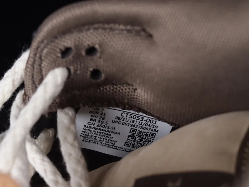 All categories Nk SB Dunk series Nk SB Dunk Low low-top sneakers M version Travis Scott x Nk SB Dunk joint sneakers Cashew fruit SB low-top casual sports skateboard shoes CT5053-001